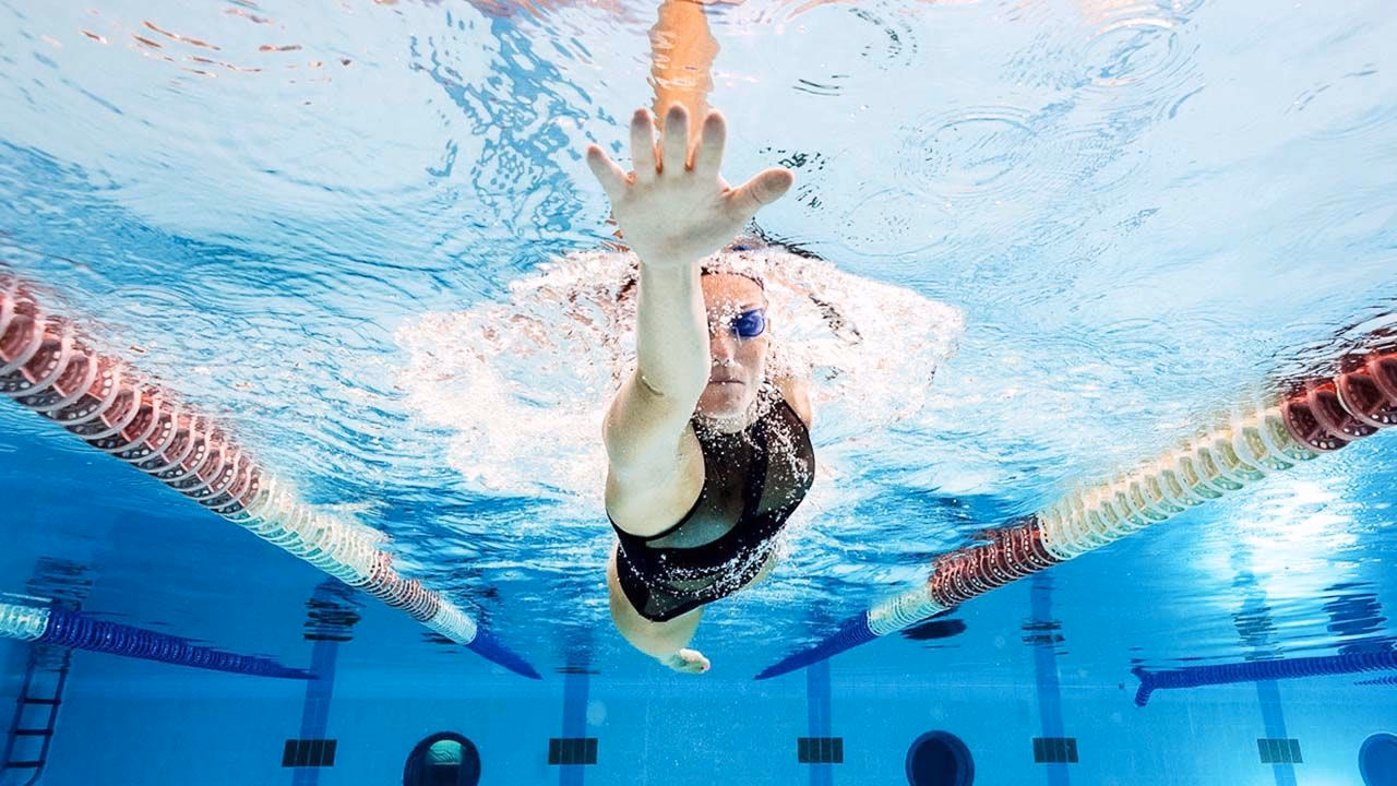 ¿Qué tipo de cardio es la natación?