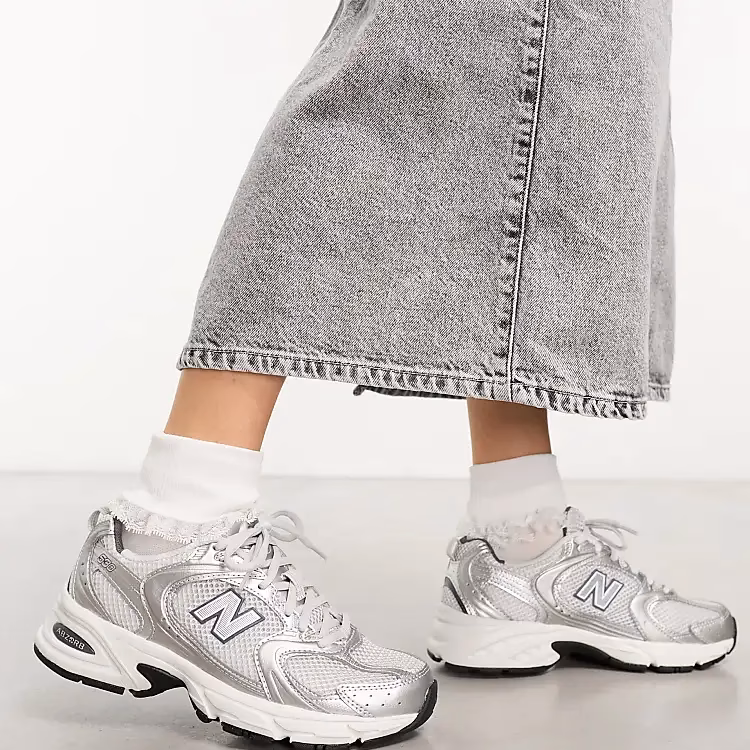 ¿Es mejor New Balance o Nike?