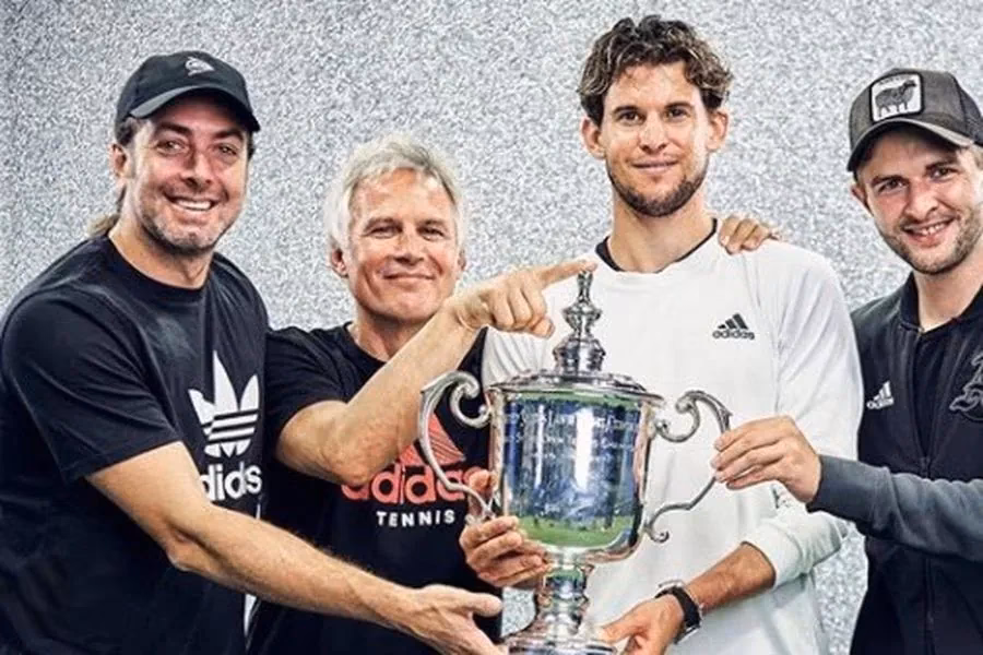 Who is Dominic Thiem's coach?