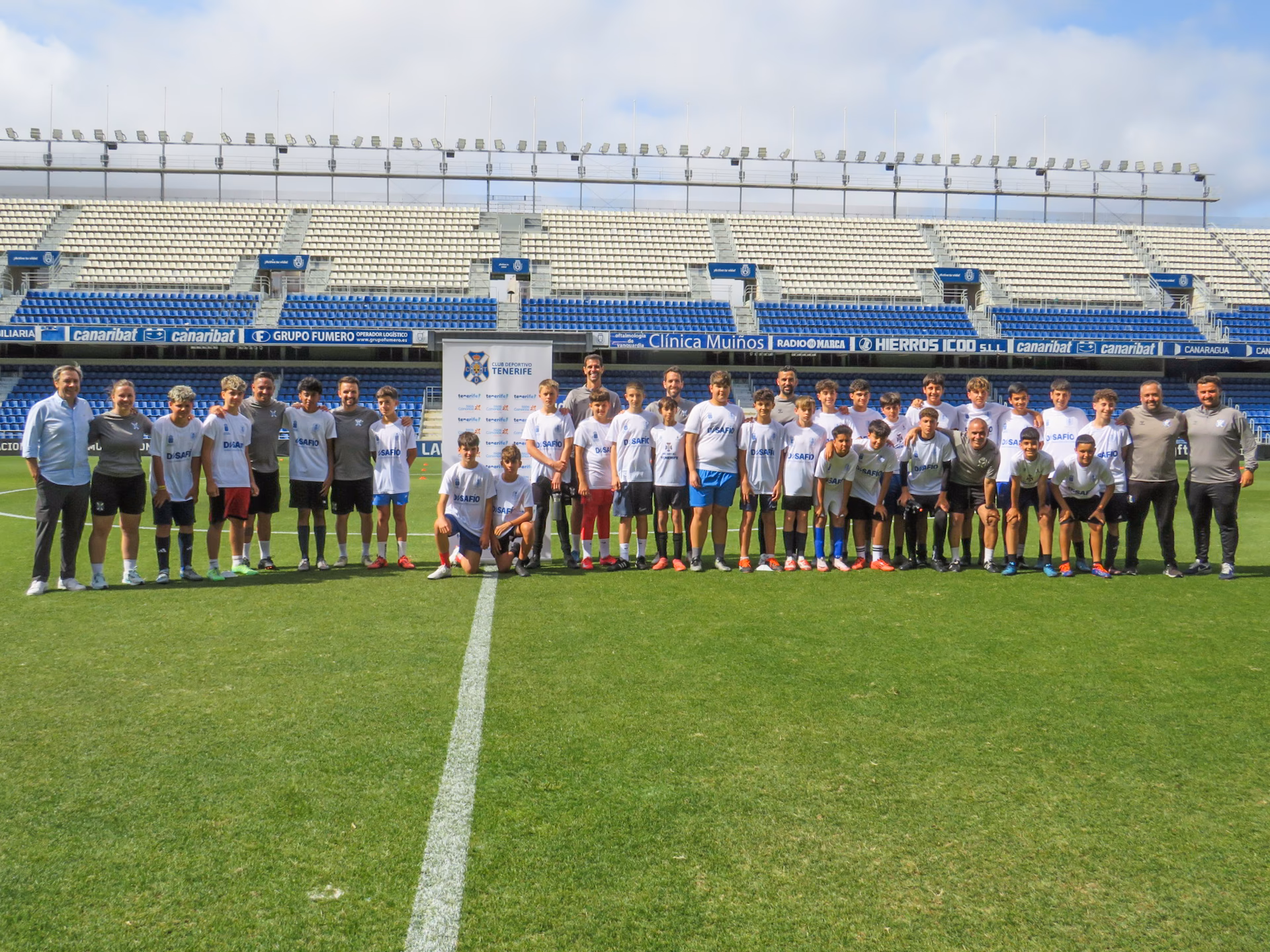 ¿Cuántos socios tiene el CD Tenerife?