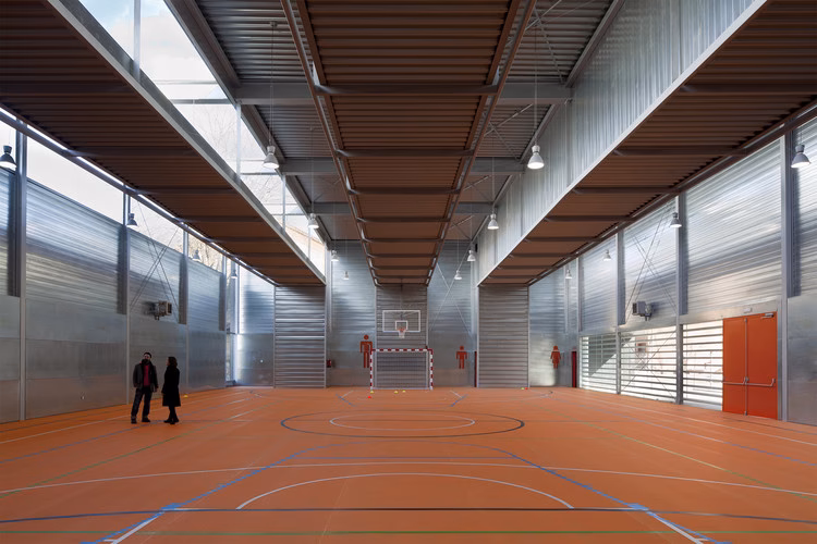 ¿Cuánto debe medir un pabellon?