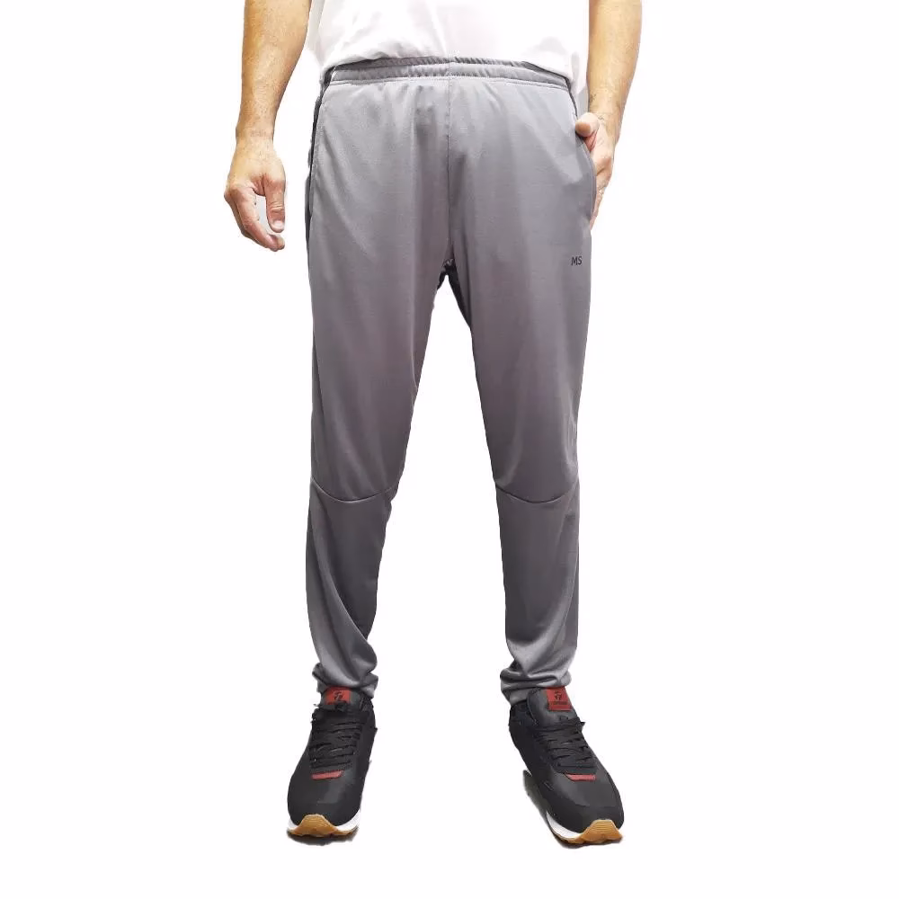 ¿El poliéster es bueno para los pantalones de entrenamiento?