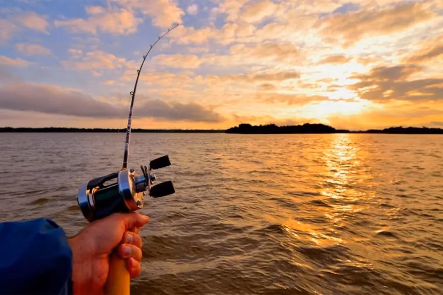 ¿Cuál es la mejor época para pescar en el Paraná?