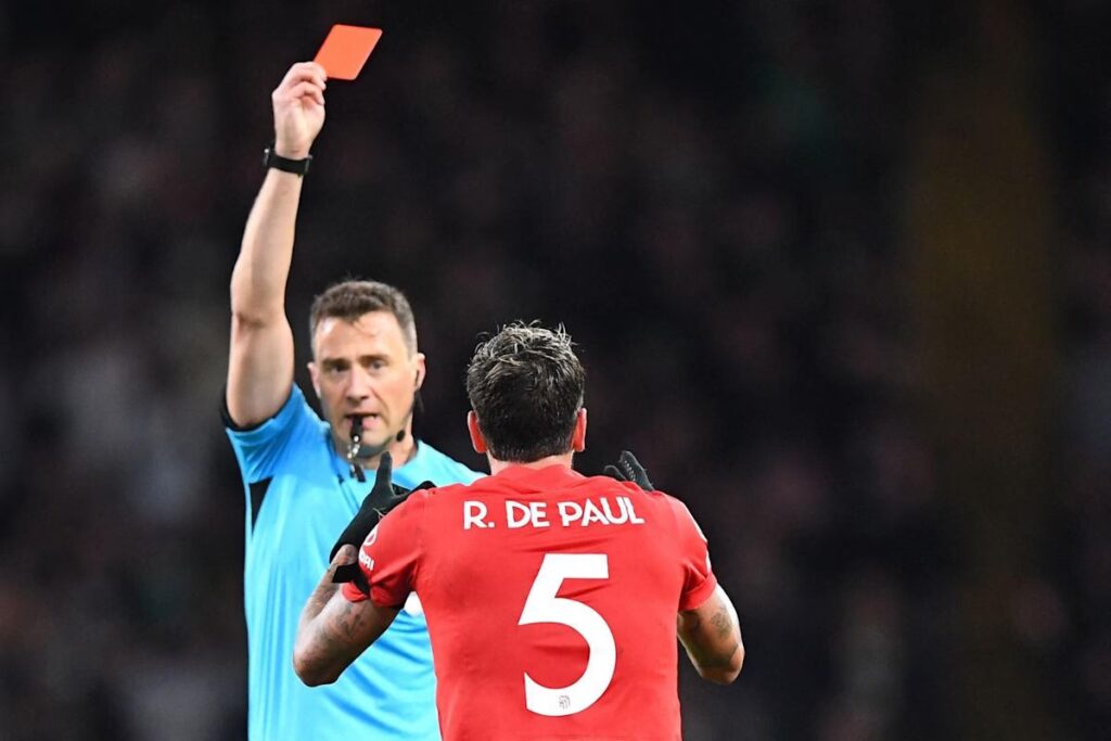 La Expulsión en el Deporte: Tarjetas y Reglas | Salud & Movimiento