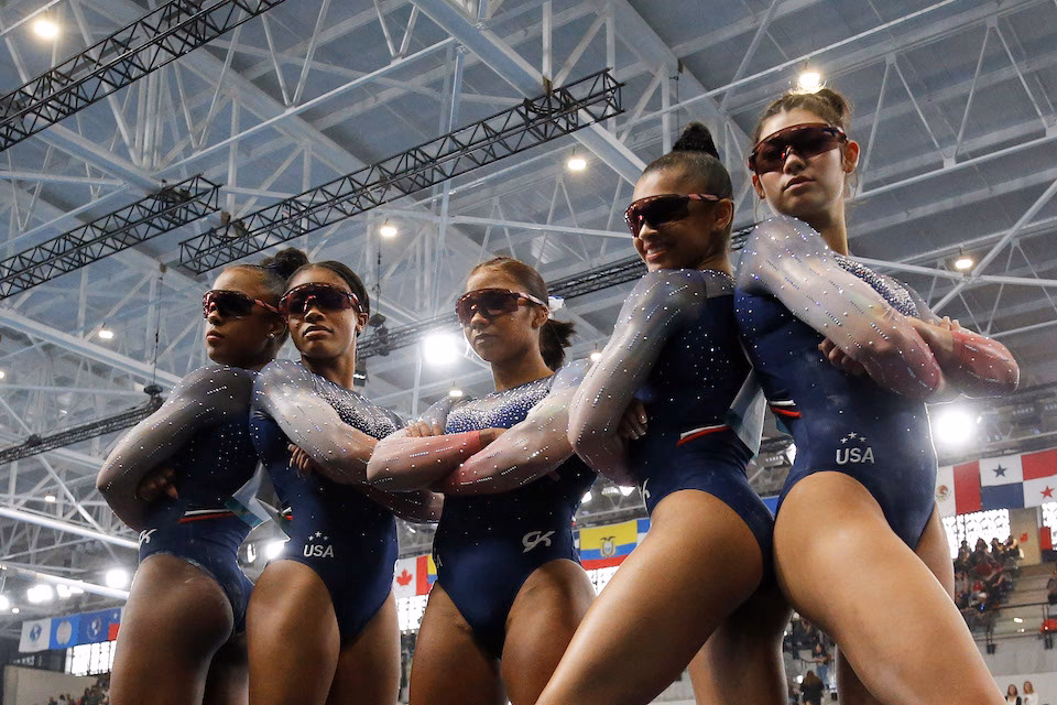 ¿Cómo se llama la gimnasta más famosa de Estados Unidos?