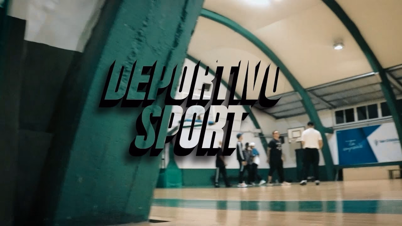 What is mundo deportivo in English?