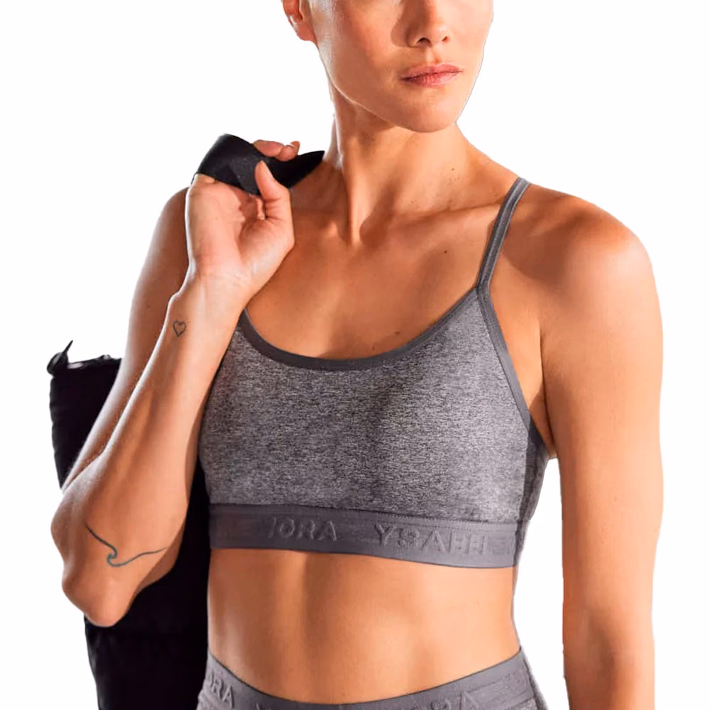 ¿Cuál es la diferencia entre un sujetador deportivo y un sujetador con relleno?