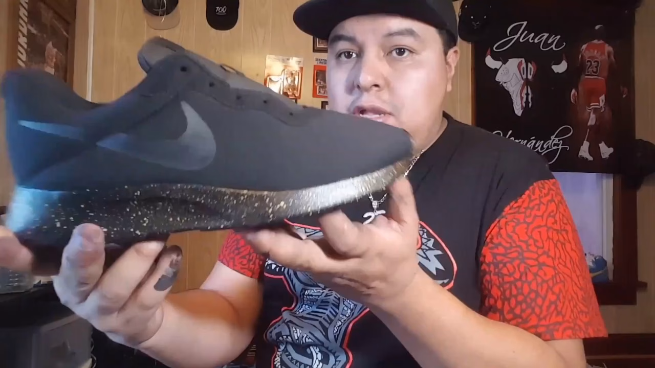 ¿Cómo se llama la pintura para pintar zapatillas?